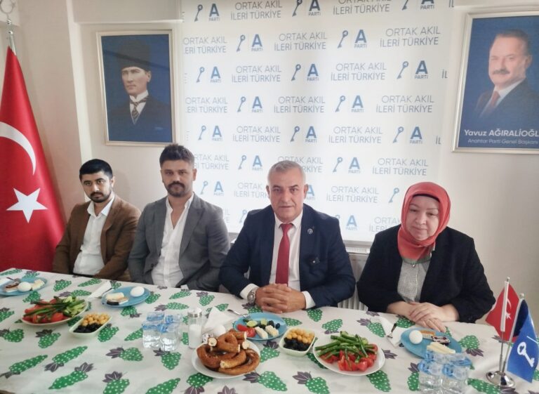 ANAHTAR PARTİ YERELDE HEDEF BÜYÜTÜYOR
