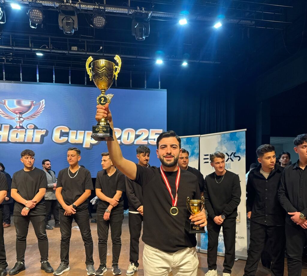 BAŞARILI KUAFÖR GURURLANDIRDI