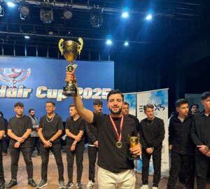 BAŞARILI KUAFÖR GURURLANDIRDI