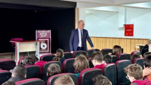 FEN LİSESİ’NDE İLHAM VEREN SÖYLEŞİ