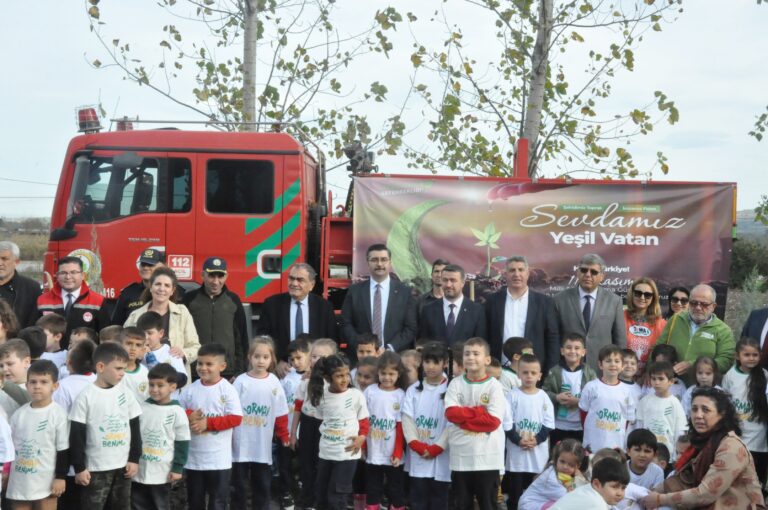 ‘YEŞİL VATAN’ İÇİN FİDANLAR TOPRAKLA BULUŞTU