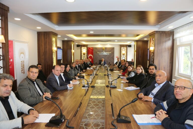 KURAKLIK ALARMI, YENİ KISITLAMALAR GETİRDİ