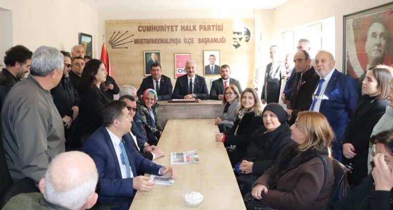 ‘GEÇİM KRİZİ BÜYÜYOR, ÇÖZÜM SANDIKTA’