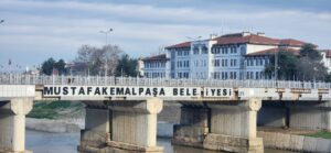 KÖPRÜLERİ KİM, NE ZAMAN ONARACAK?