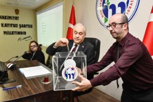 MECLİSTE DENETİM KOMİSYONU ŞEKİLLENDİ