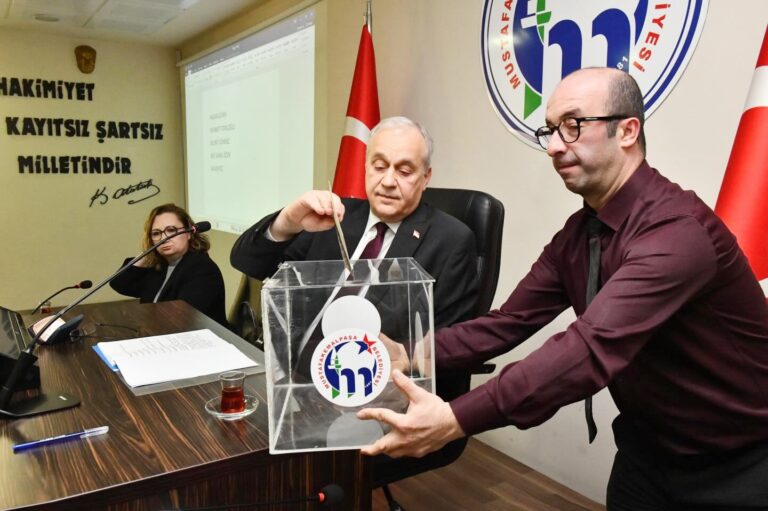 MECLİSTE DENETİM KOMİSYONU ŞEKİLLENDİ