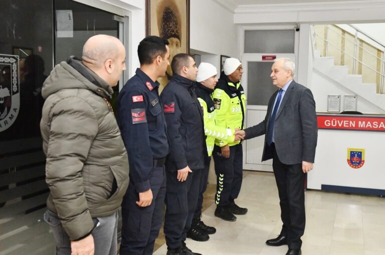 YILBAŞI NÖBETİNE BAŞKAN ZİYARETİ