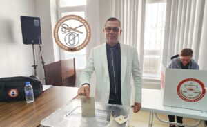 BÜYÜKBAYRAKDAR 3’ÜNCÜ KEZ GÜVEN TAZELEDİ