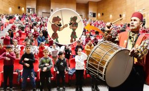 KARAGÖZ İLE HACİVAT MİNİKLERLE BULUŞUYOR