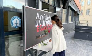 OKULLAR ‘DEPREM ŞEHİTLERİ’Nİ ANDI