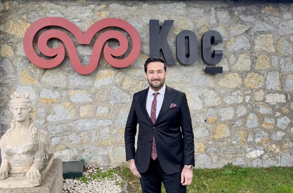 ÖZMEN’DEN KOÇ HOLDİNG ZİRVESİNE KATILIM