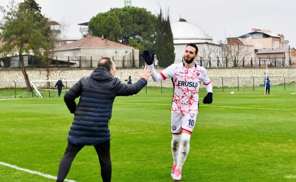 TECRÜBELİ GOLCÜDEN GÜÇLÜ DÖNÜŞ