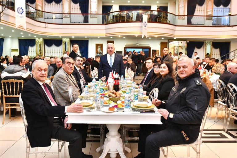 TSO’NUN GELENEKSEL İFTARI DAYANIŞMAYI BÜYÜTTÜ