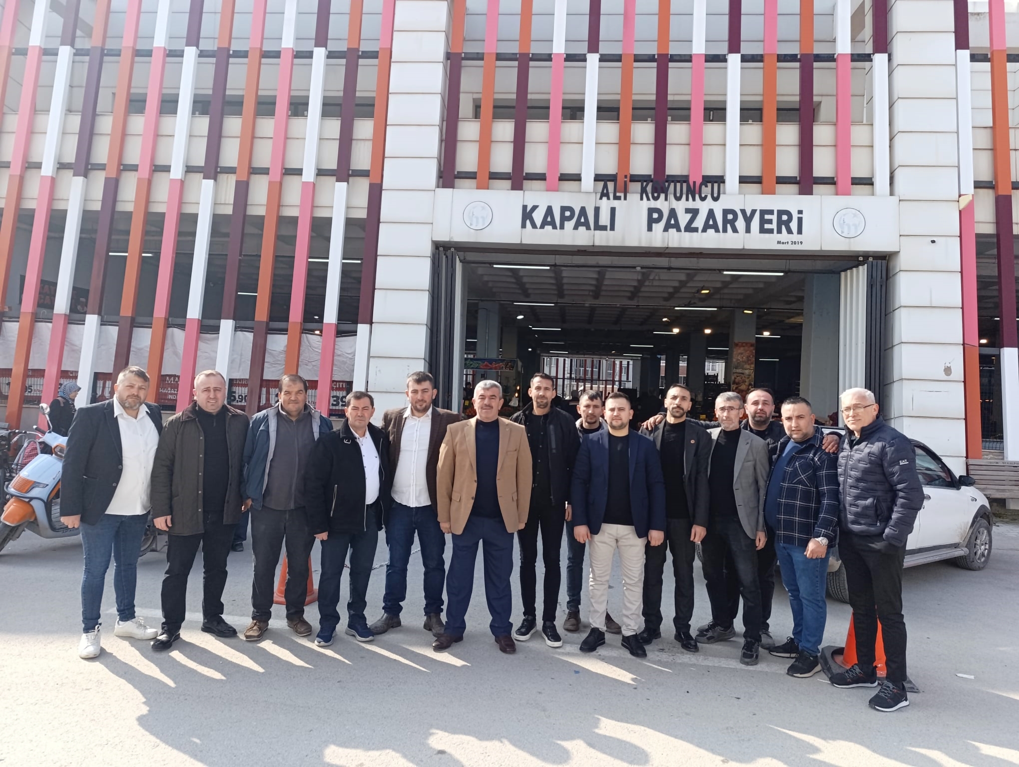 BATU’DAN KONGRE ÖNCESİ ESNAF TURU