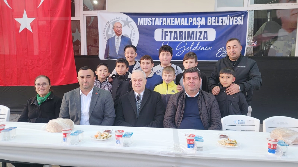 CHP SOFRALARI BÜYÜTTÜ, GÖNÜLLERİ BİRLEŞTİRDİ